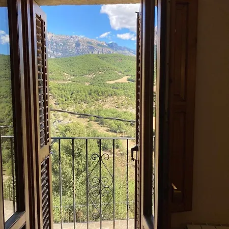 Casa Encuentra, En El Pirineo Al Lado De Ainsa * El Pueyo de Araguas